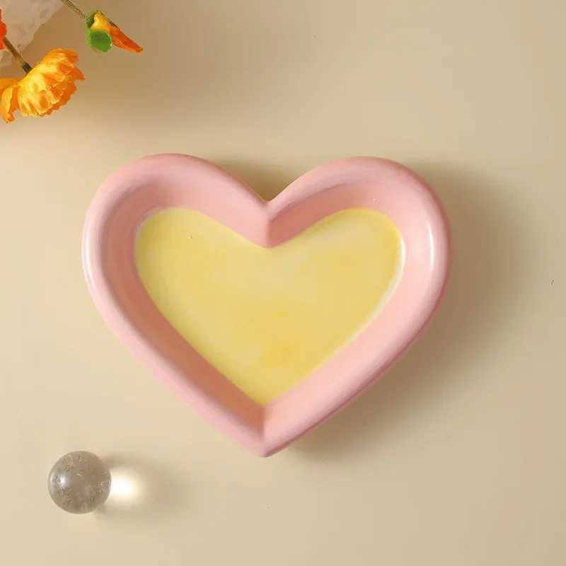 Love Cat Plate Dog Bowl Not Easily Knocked Over Hand Painted Cat Bowl Ceramic Cat Food Bowl Cat Rice Bowl Canned Snack Bowl C251009