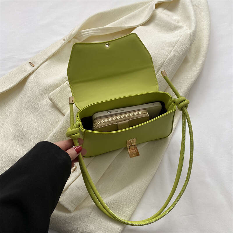 High-End for Women 2025 New French Baguette Handbag Underarm Stylish Girl Shoulder Crossbody Small Bag