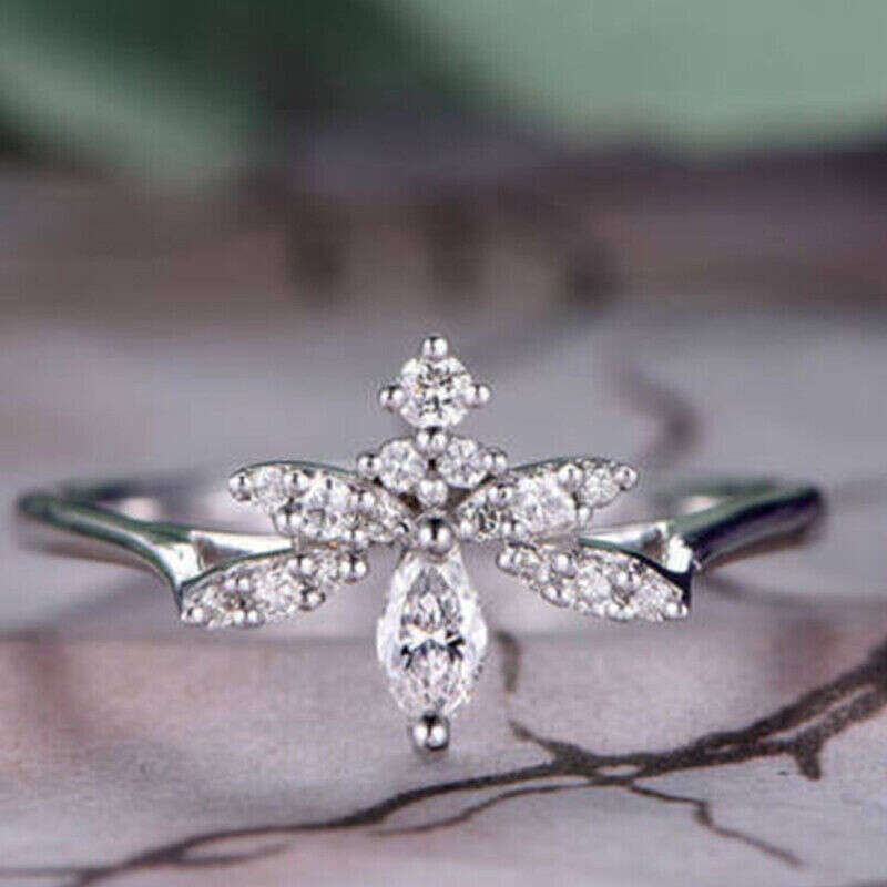 Designer Jewellery High Quality Marquise Cut Zircon Bee Design Engagement Wedding Ring for Special Occasions Gift Textured Fashion Accessory
