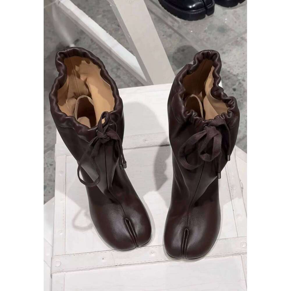 2025 Designer Split Toe Shoes Woman Autumn Winter Tabi Balloon Ankle Boots for Women Brand Lace-up Chunky Heels Booties