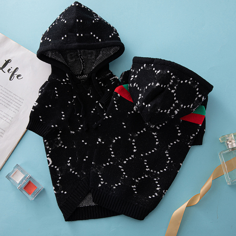pet designer dog clothes Luxury Knit Dog Hoodie Sweater with Classic Pattern Warm Pet Clothes for Small Dogs, Autumn/Winter Fashion