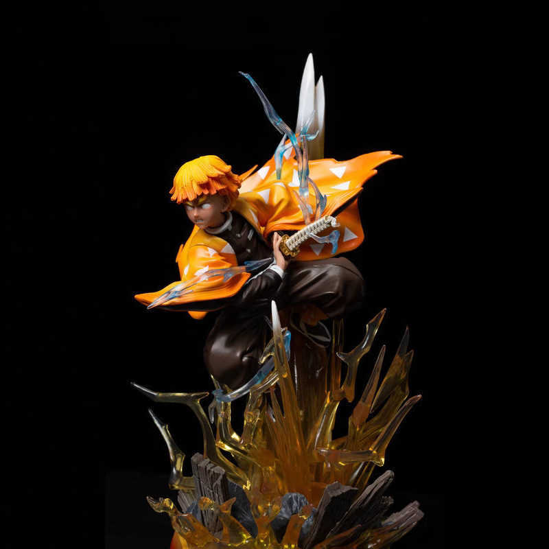 Simple carving My wife is good at it; a flash of lightning; a double-headed sculpture; a luminous sculpture. L251010