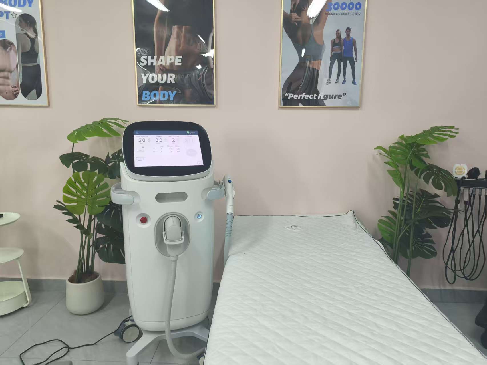 New Ultra HIFU Anti-Aging Technology Anti-aging Reduces Wrinkles And Stimulates Collagen Regeneration Efficient And non-invasive Facial Contouring Equ