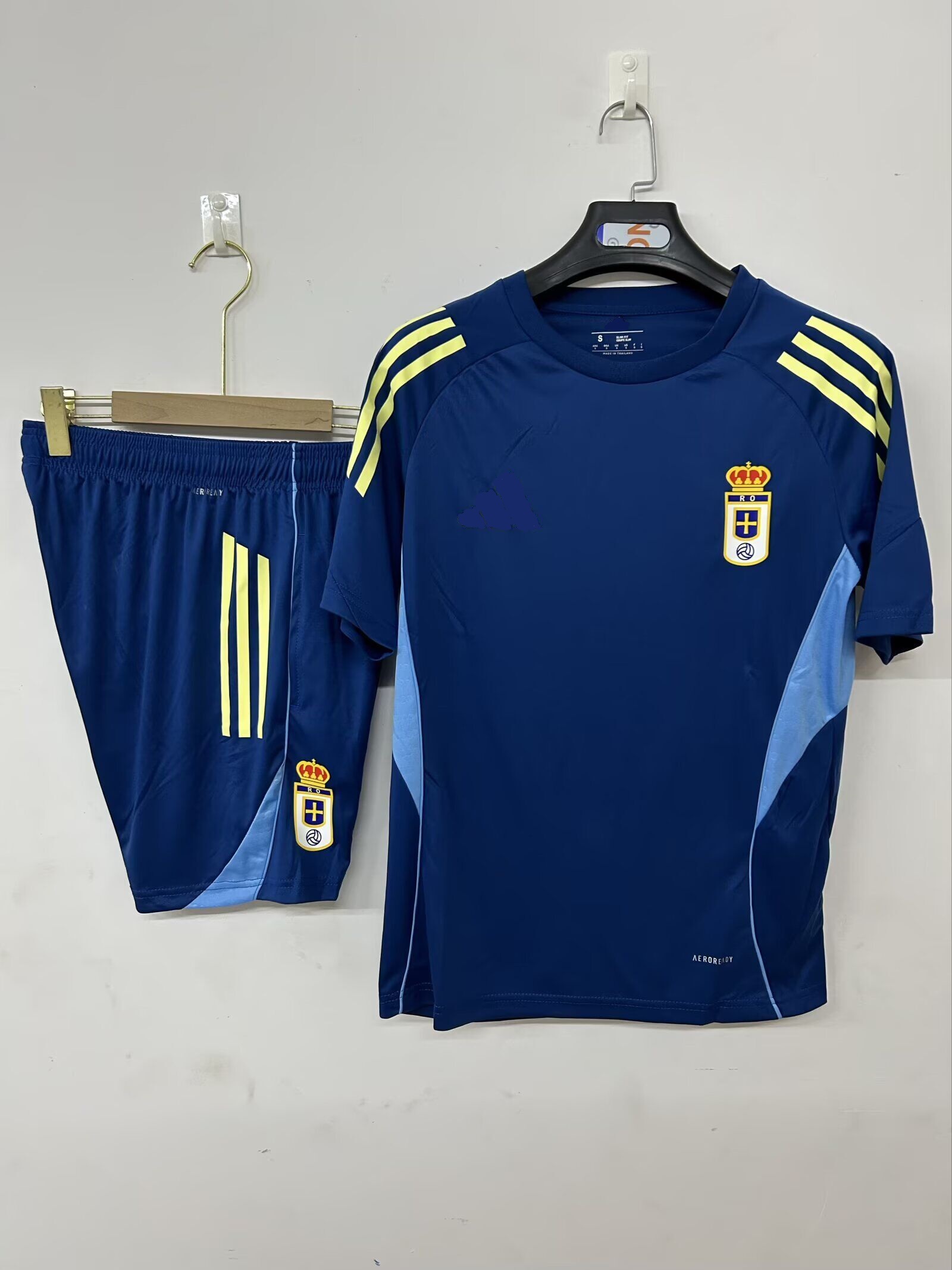 25 26 Real Oviedo Soccer Jerseys 2025 2026 ALEMAO ILYAS NACHO V.M. S. CAZORLA Camisetas de futbol HASSAN COLOMBATTO PARASCHIV football gifts