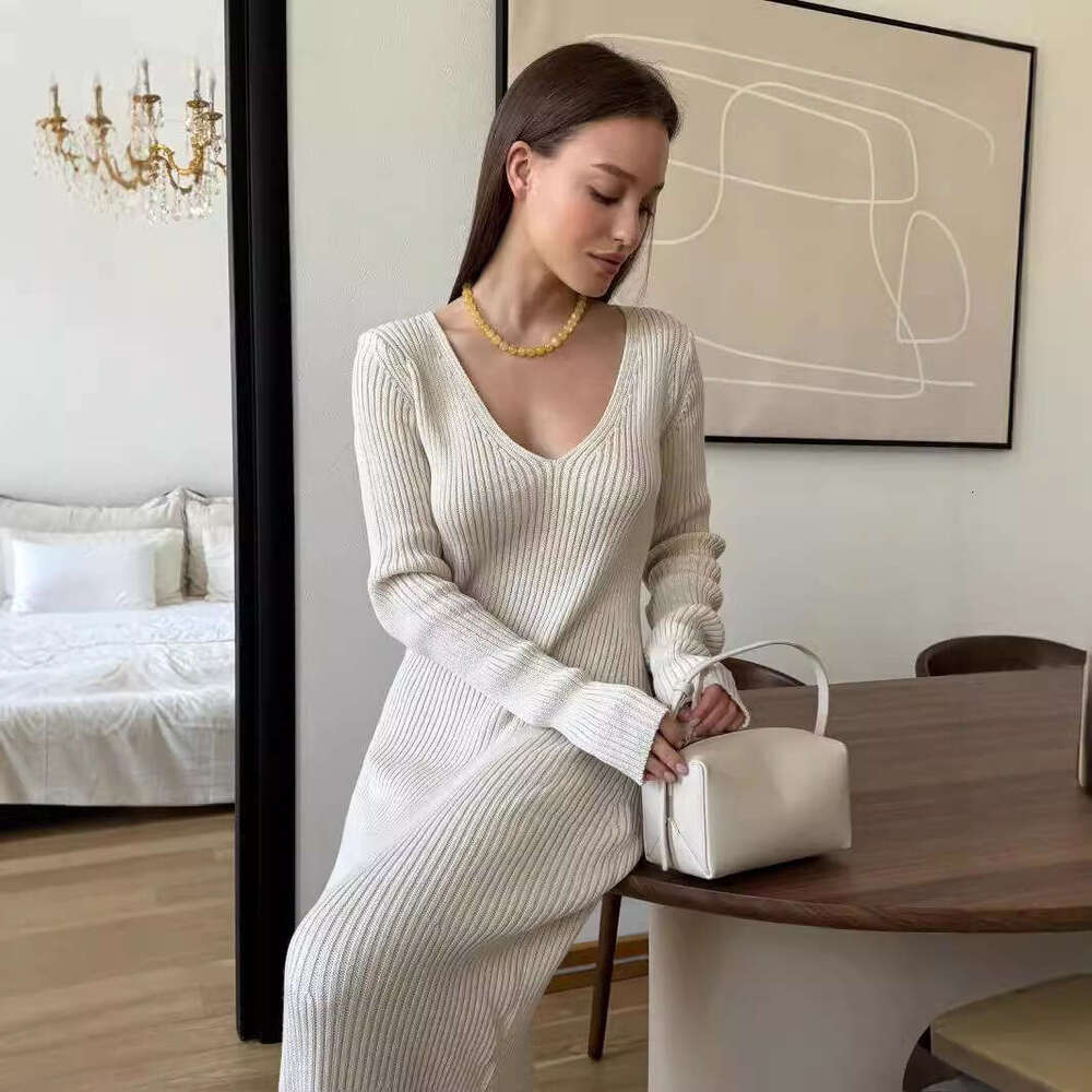 Long Sleeve Knitted Autumn Winter Outer Wear Bottoming Sweater V-Neck French Style Sexy Dress B5