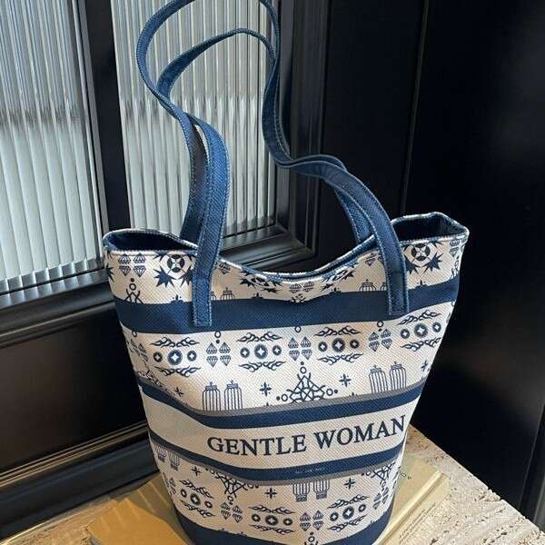 Tote Canvas Bag for Women, Large Capacity, New Autumn and Winter Casual Single Shoulder Commuter Bucket Handbag Mini