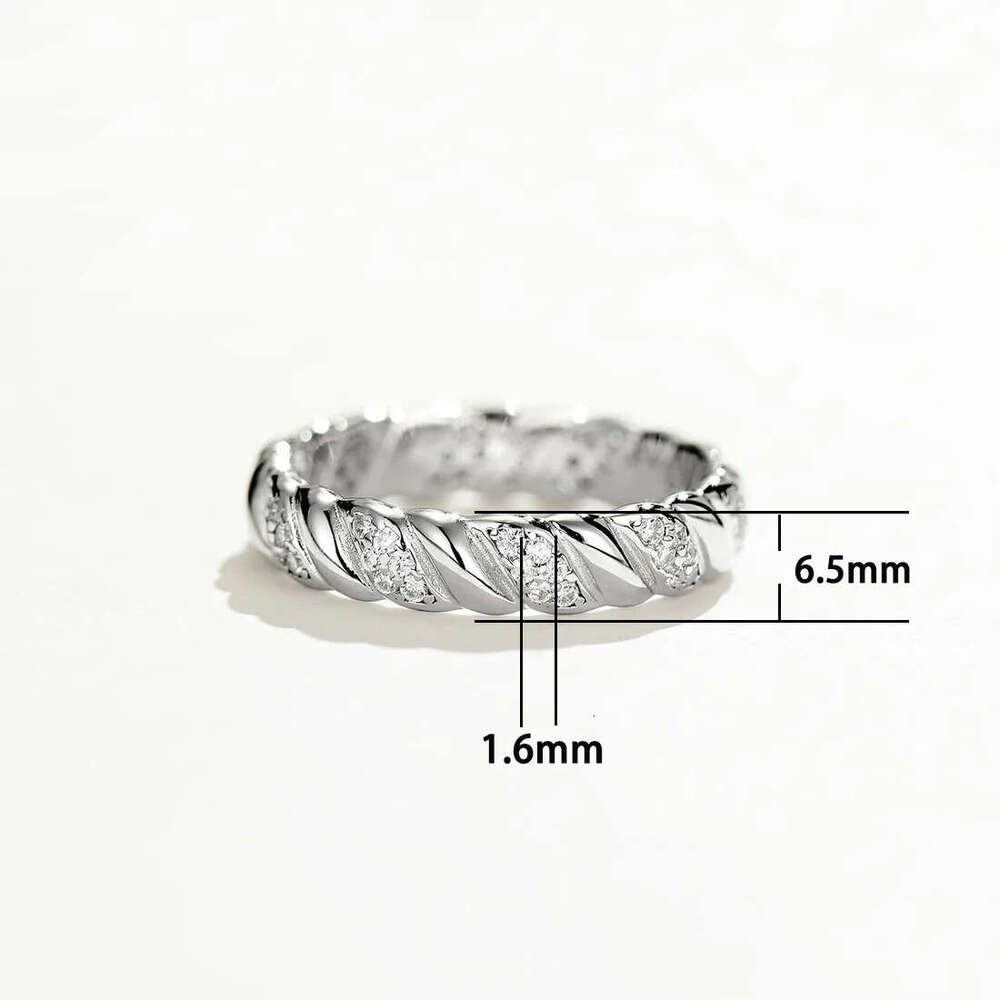 Designer Jewellery High Quality Bond Diamond Studded Zircon Personality Ring for Special Occasions Gift Textured Fashion Accessory