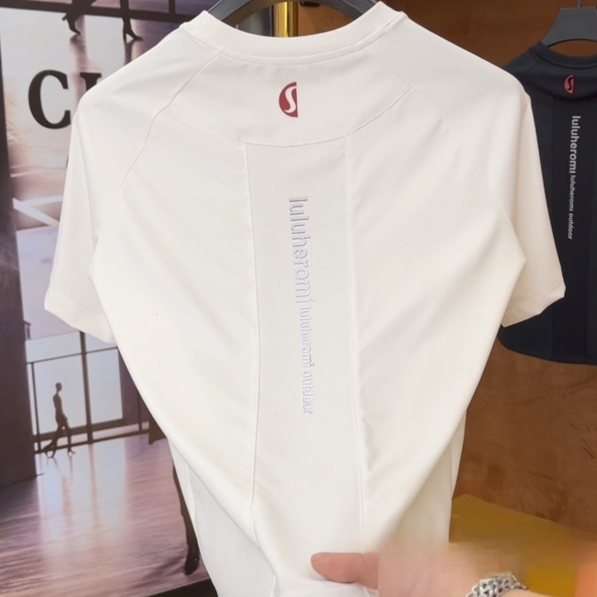 2025 Summer Men's New Short Sleeve Designer Hoodie Printed Fashion Round Neck T-shirt Designer Shirt Casual Sports Top Versatile Trend
