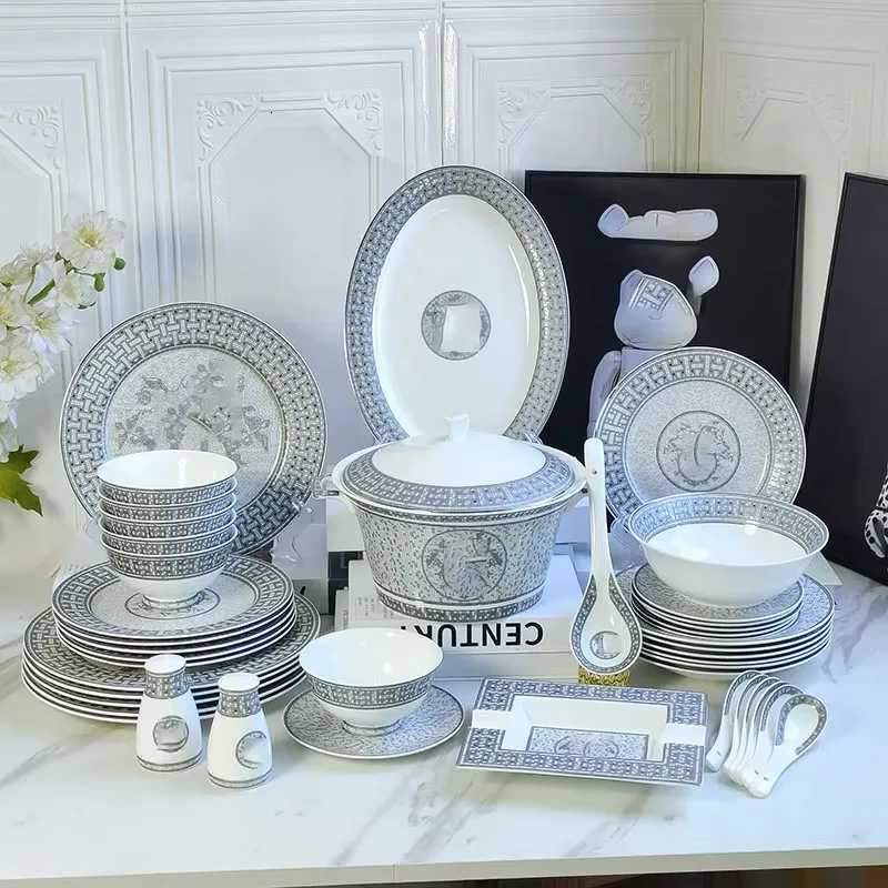 Luxury Western Ceramic Bone China Dinnerware Set Grey Royal Mosaic Tableware for Kitchen Utensils Home Melamine Set W251217