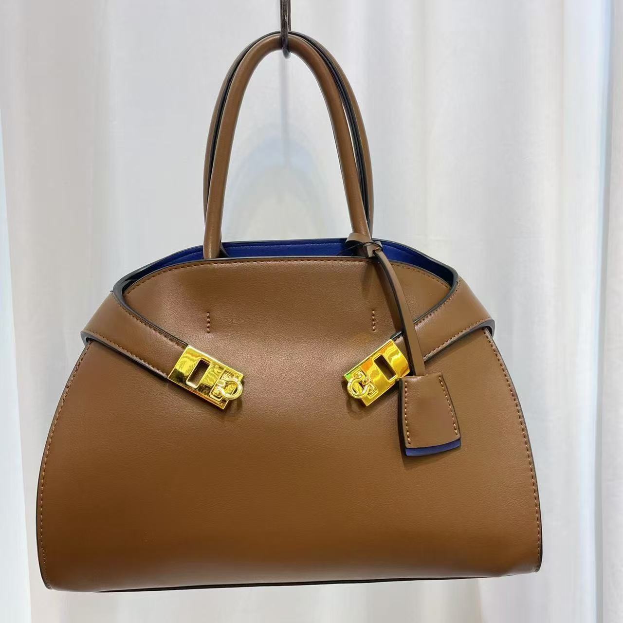 New design frosted leather clip shoulder bag armpit bag Tote bag, new bag, deer skin velvet women's bag, large capacity