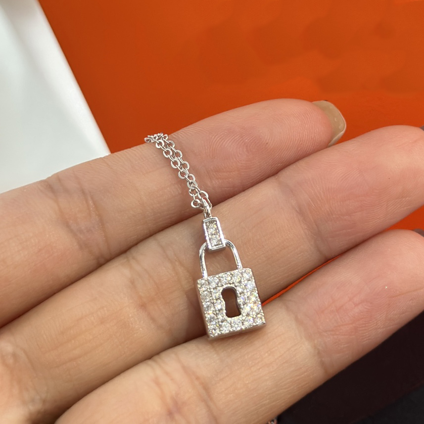 ADITA necklace charm for woman designer Diamond Gold plated 18 K highest counter Advanced Materials T0P Advanced Materials exquisite gift 021