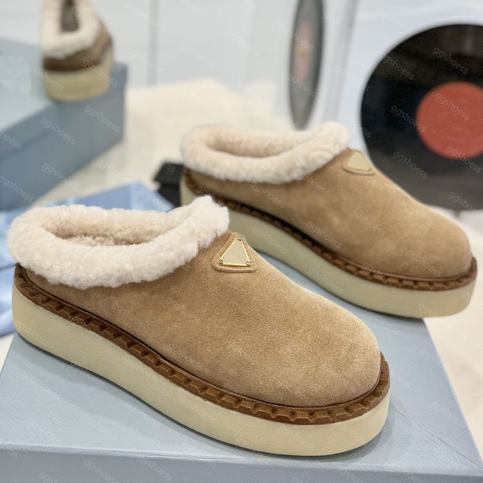 Suede shearling Mules Designer Sandal Flat Comfort Clog Fur Slipper Leather Platform Mule Winter Women Shoes