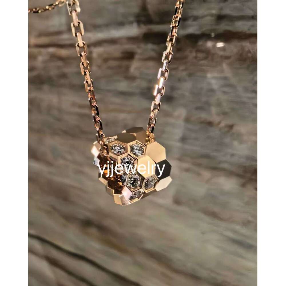 Luxury Be My Love Pendant Necklaces Earrings Bracelet sier Fashion Brand Jewelry Nest Honeycomb Necklace Woman Electroplate Rose Gold Rotate Pendant J250215