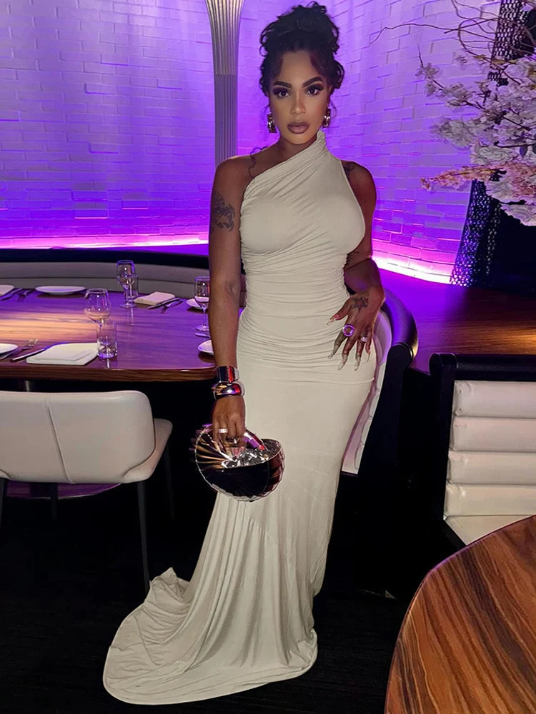 Weird Puss Inclined Shoulder Dress Women Y2K Summer Trend Skinny Elegant Birthday Party Elegant Simple Clubwear Banquet Vestidos 251008