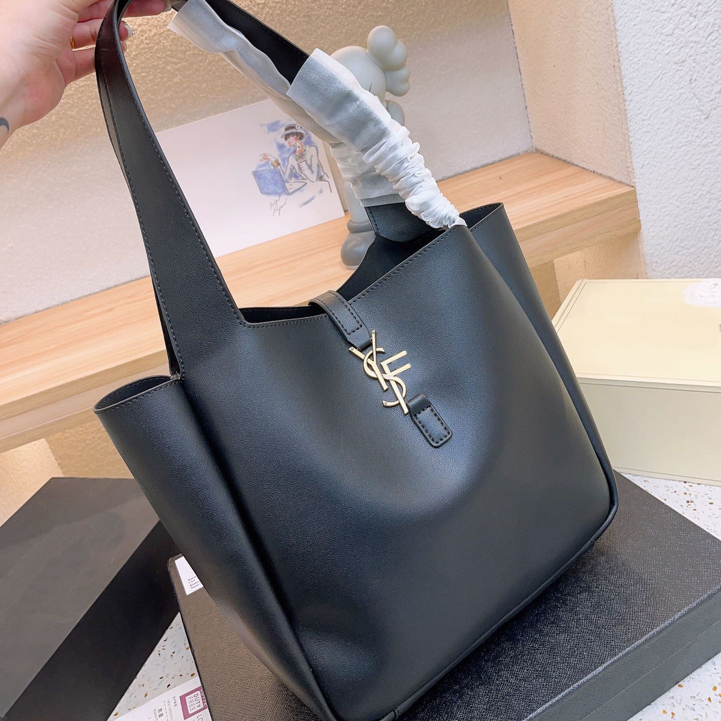 Designer Bags Shoulder Bag Soft Grained Hobo Bag Women's Luxury Handbags Large Capacity Tote Bag New Handheld Bag High-Quality Tote Bag