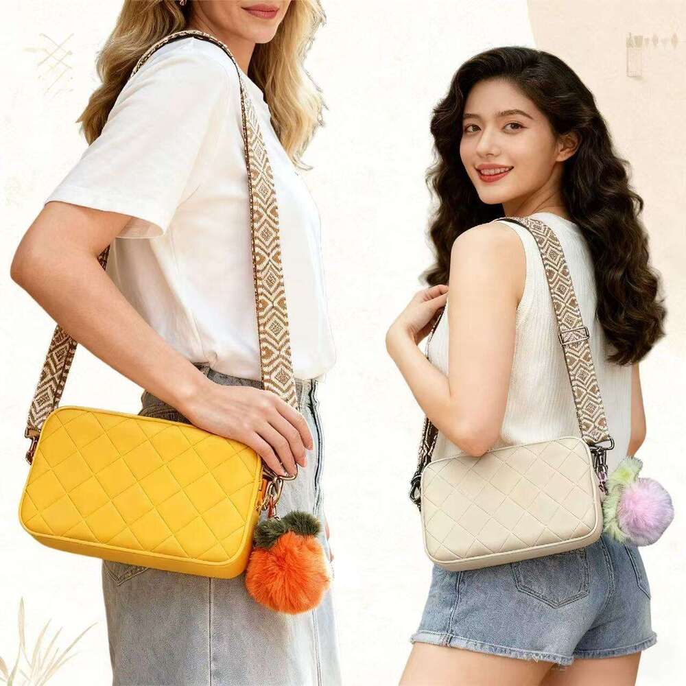 Women's 2025 New Wide Simple Minimalist Crossbody Small Food Grade Silicone Shoulder Bag