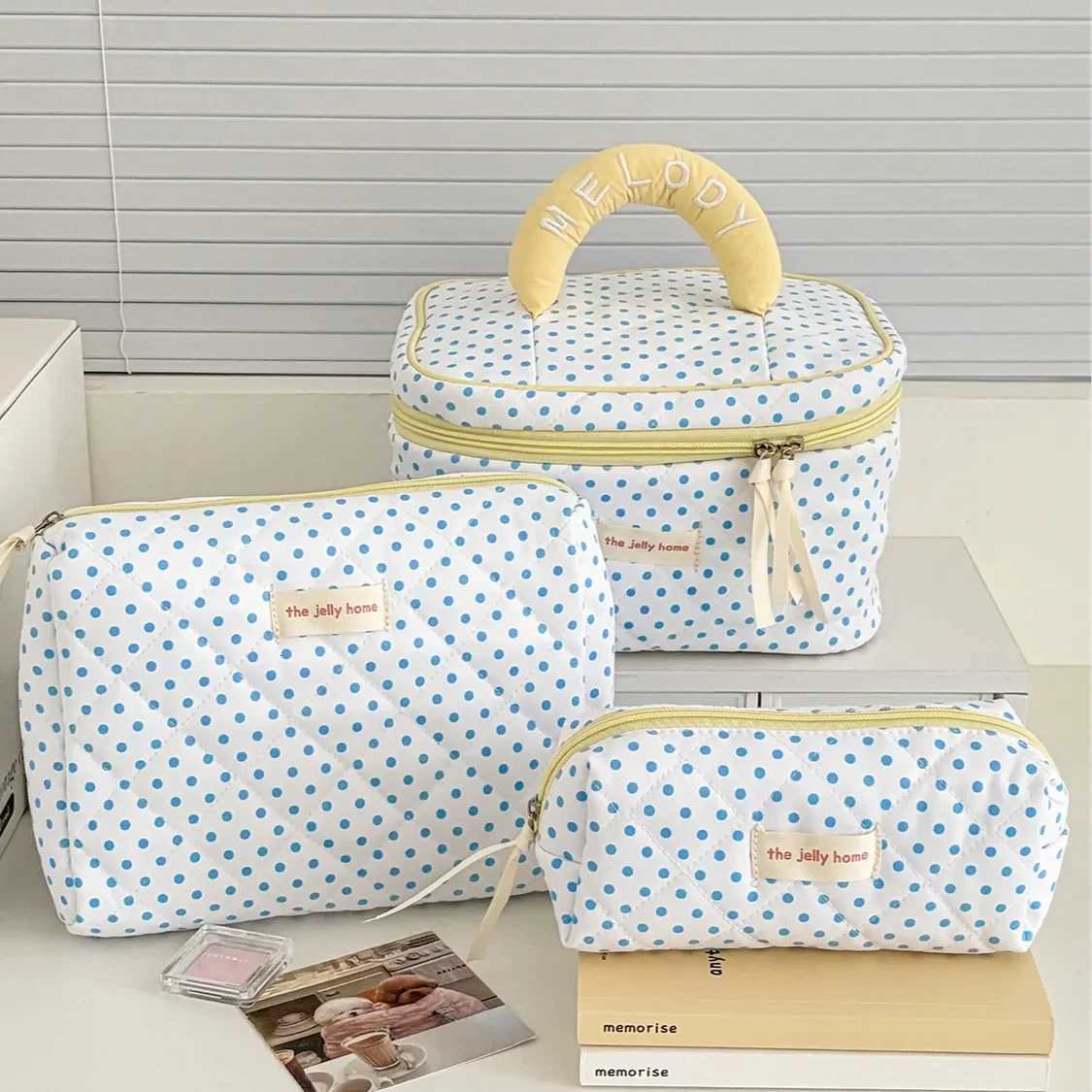 Large Capacity Lem Polka Dot Makeup Bag Summer Fresh Ins High Ahetic Value Handheld Toiletry Bag Nyl Material fr D251011