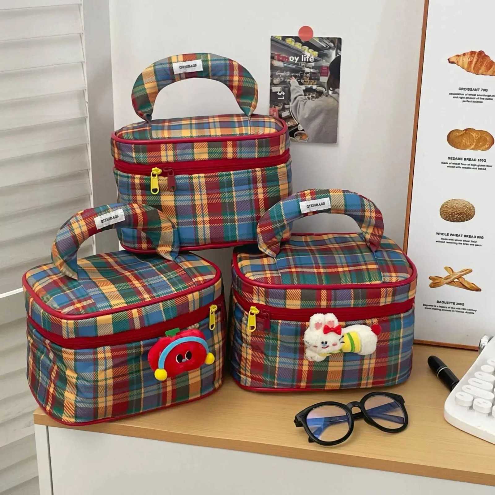 Cute Plaid Large Capacity Portable Travel Makeup Bag Wens Handheld Oxford Cloth Storage Pouch for And Lipsticks D251011