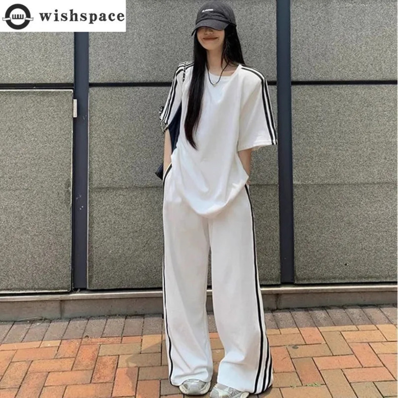Spring and summer loose casual suit womens striped short sleeved Tshirt wearing floor sweeping wide leg pants twopiece set 241008