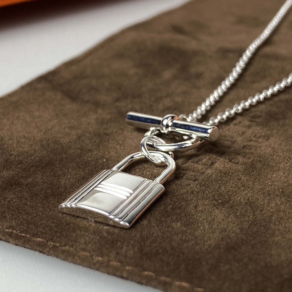 ADITA necklace charm for woman designer Diamond Gold plated 18Khighest counter Advanced Materials T0P Advanced Materials brand designer with box 024