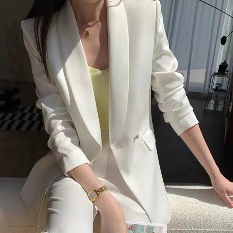 Autumn set womens twopiece fashionable and warm professional highend sensory casual white 241115