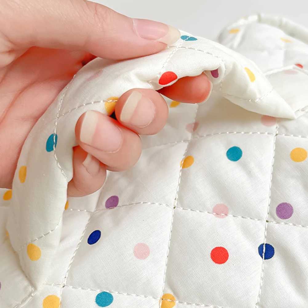 Colorf Polka Dots Travel Makeup Pouch Quilted Cosmetic Zipper Pouch Makeup Organizer Storage Bag for Wen and Girls D251011