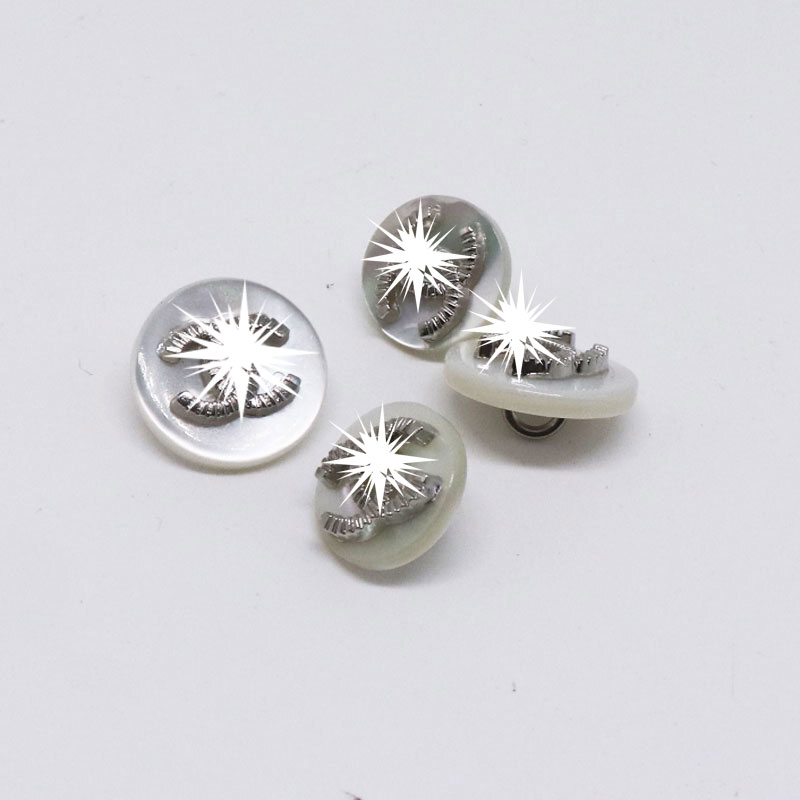 12mm 15mm Nature white golden silver Luxury Desginer C brand Sewing Buttons for Shirt Clothing Coat Decorate DIY Crafts Supplies Classic B31