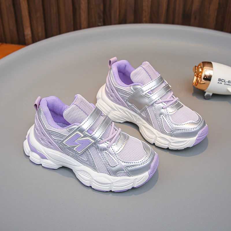 Childrens Thicksoled Sneakers Spring Autumn Casual Girls and Boys Nonslip Softsoled Joker Breathable Mesh Walking Shoes Y251011 XJ260303