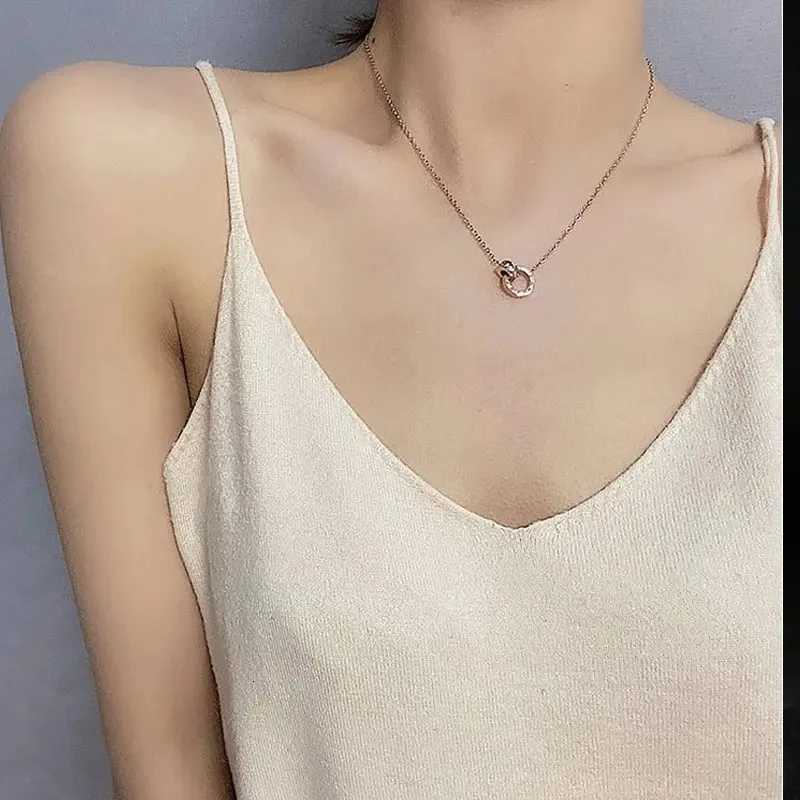 Classic Design Famous Brand Roman numerals Pendant Necklace For Woman Titanium Steel Woman Necklace Luxury Jewelry Female Top Qu Z251011