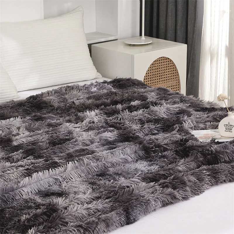 2025 hotselling solid color printing and dyeing mink fleece blanket plush tiedye flannel doublelayer thickened blanket C251011