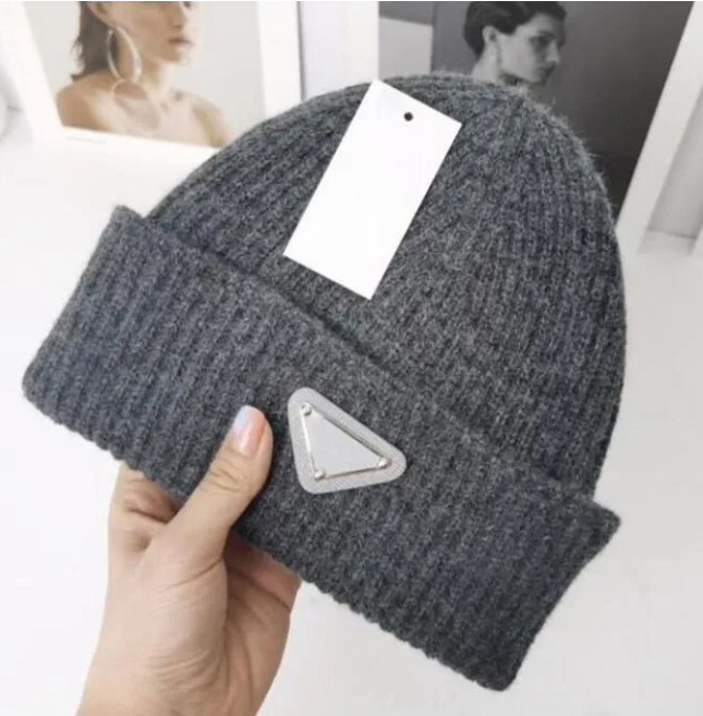 Beanie/Skull Caps W… - image