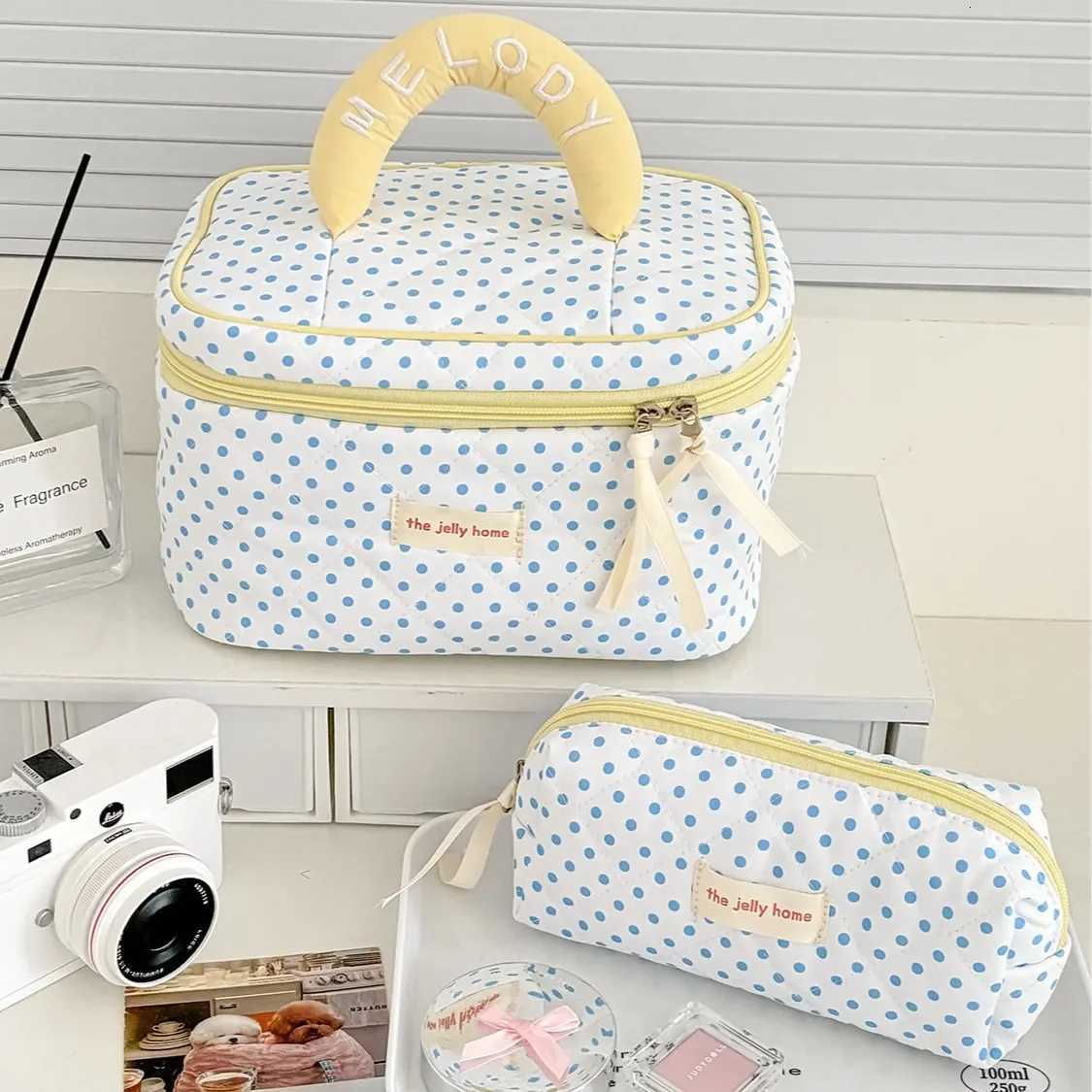 Large Capacity Lem Polka Dot Makeup Bag Summer Fresh Ins High Ahetic Value Handheld Toiletry Bag Nyl Material fr D251011