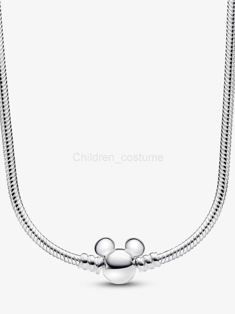 Disney 2024 new fashion creative love shaped necklace suitable for womens senior exquisite charm jewelry charm jewelry wholesal H251011