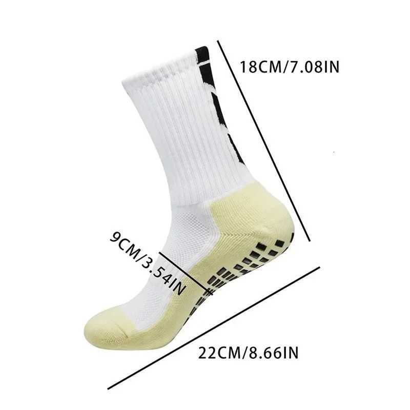 5 pairs of antiskid classic sports socks with adhesive points football socksW251011
