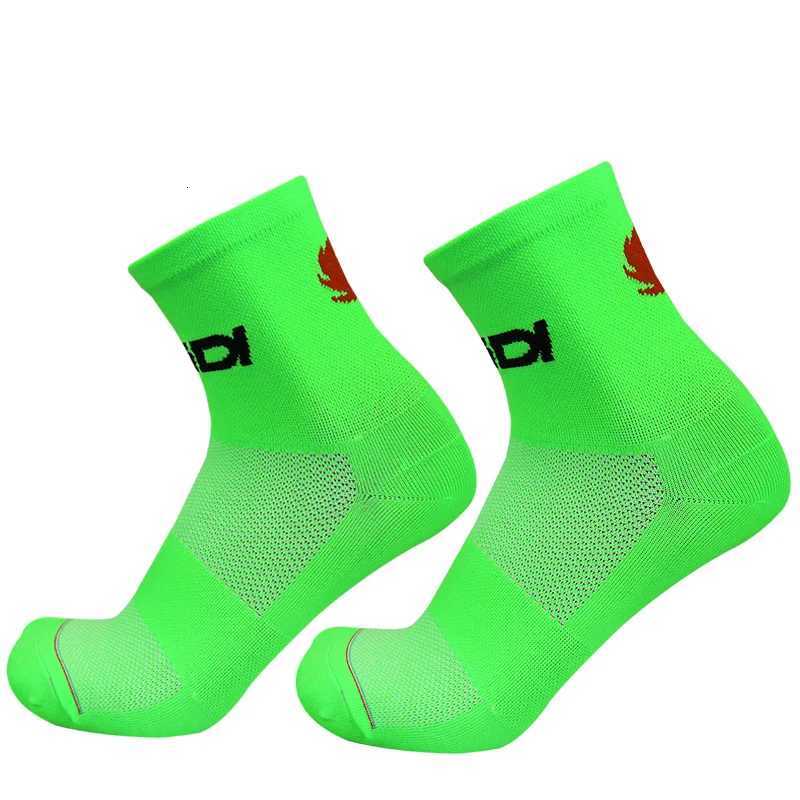 Racing Breathable Pro and Men Socks Bike 2023 Outdoor Sports Women Road Cycling Socks calcetines ciclismo hombreW251011