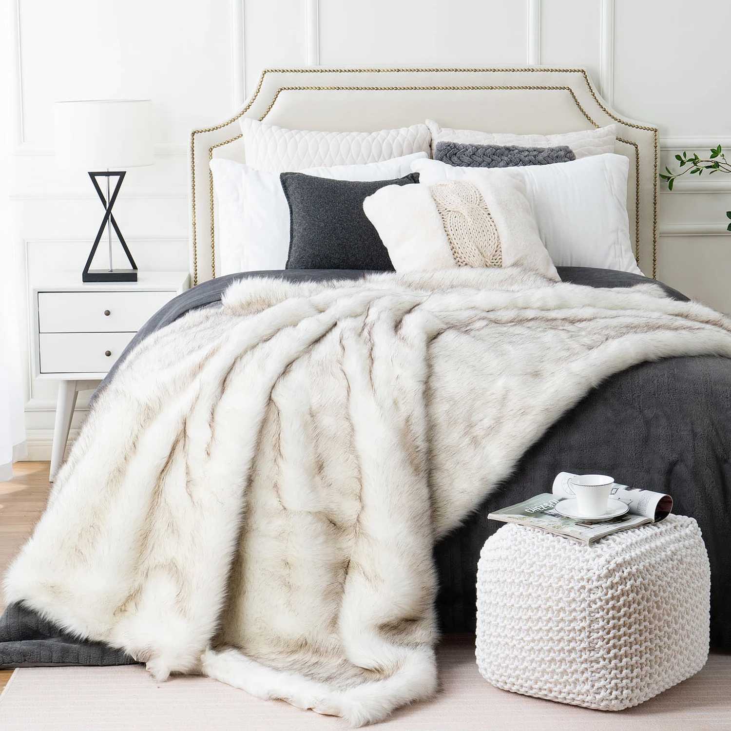 Battilo Faux Fur Blanket Plaid Throw for Sofa Luxury Fox Fur Throw Blanket Winter Warm Fluffy Soft Blankets Bedspread on the Bed C251011