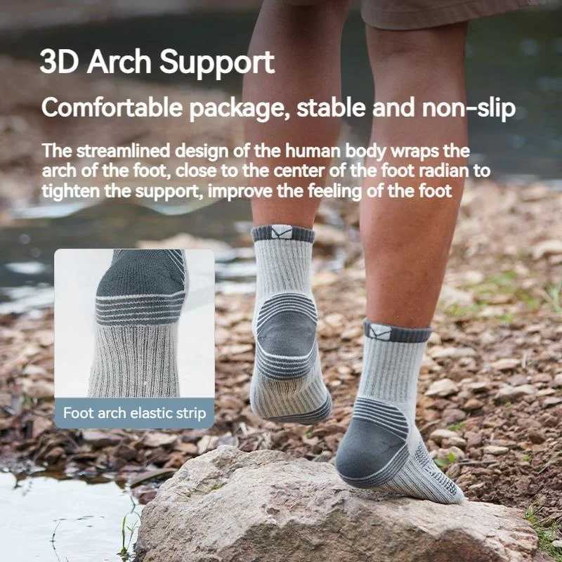 MOBI GARDEN Outdoor Hiking Socks Soft Breathable Sports Trekking for Men Women COOLMAX Fabric 3D Arch Support Winter Sock WarmW251011