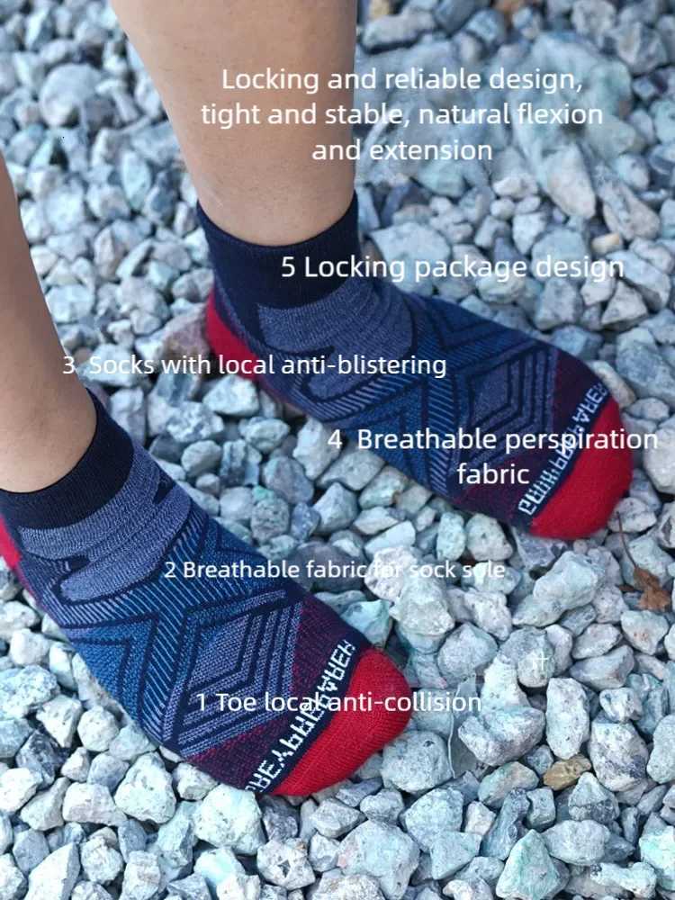 Outdoor mens and womens Merino wool socks quick drying breathable climbing professional hiking sports socksW251011
