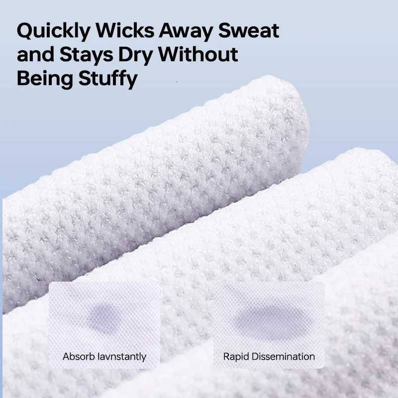 XTIGER Cycling Socks Men MTB Sports Bicycle Socks Antislip Wearresistant Sweatabsorbent Breathable Running Basketball SoccerW251011