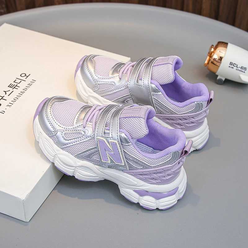 Childrens Thicksoled Sneakers Spring Autumn Casual Girls and Boys Nonslip Softsoled Joker Breathable Mesh Walking Shoes Y251011 XJ260303