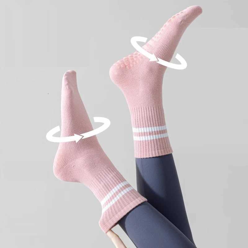 5 Pairs Sports Socks Woman Non Slip Pilates Yoga Socks Stripe Pure Cotton Silicone Grips Sportswear Woman Gym Dance Floor SocksW251011