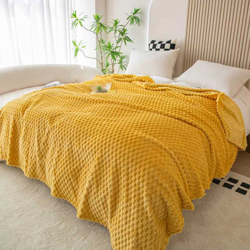 Yellow Plaid Solid Blanket Soft Warm Fluffy Throw Blanket Sofa Cover Milk Velvet Bedspread Bed for Adults Kids Pet Home Textile C251011