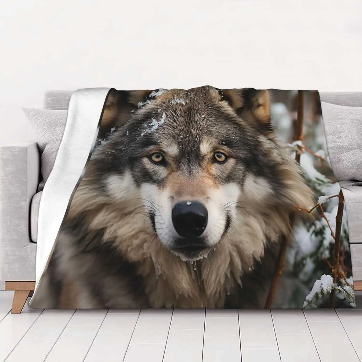 Throw Blanket for Couch Lightweight Plush Bed Blanket Soft Cozy Flannel Blanket AntiStatic Lmage of Wolf in The Snow C251011