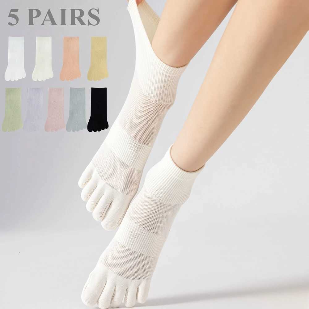 5 Pairs Women Toe Socks Nonslip Summer Mesh Five Finger Socks Mid Tube Cotton Women Sports Socks with Separate FingersW251011