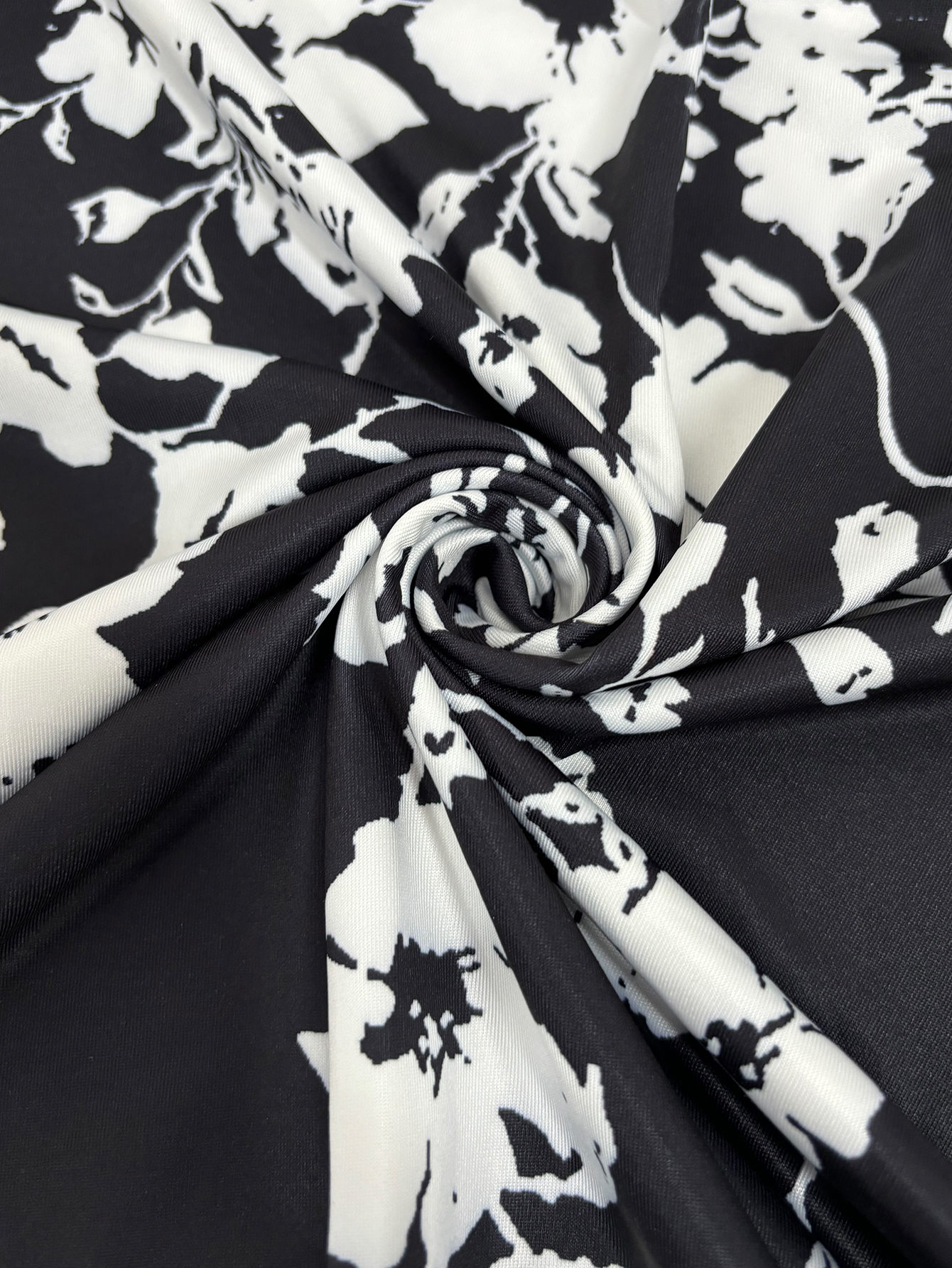 Women's Spring Autumn New Floral Printed Maxi Dress - Elegant Versatile Office & Casual Black Dress-CF40616