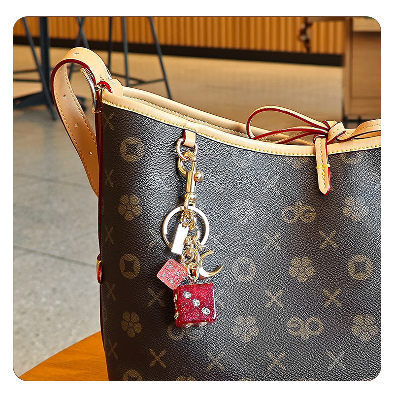 keychain designer c brand twotone dice bag pendant with rhinestones keychain elegant fashionable personality accessory keychain wallet designer