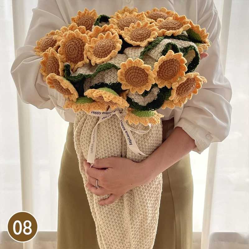 80110cm Crocheted Rose Bouquet Blanket Finished Product Hand Knitted Flower Bouquet Blankets Home Decor Bed Sofa Throw Blanket C251011