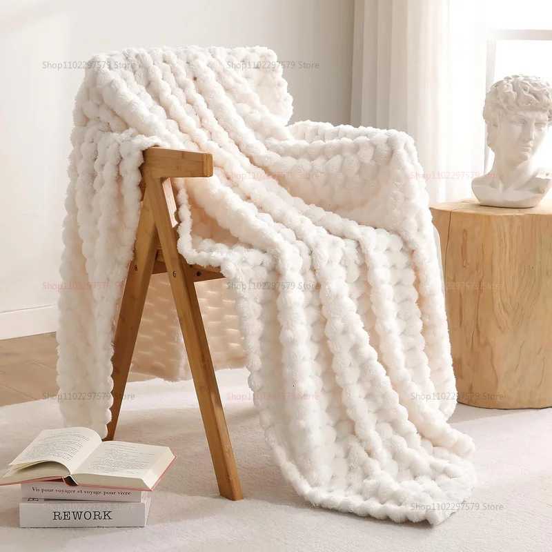 Cream White Throw Blanket Fuzzy 3D Jacquard Decorative Flannel Fleece Super Soft Plush Cozy Blanket for Couch Sofa Chair C251011