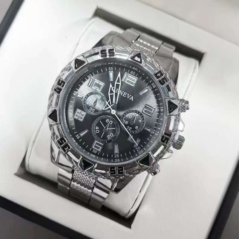 Steel Band Quartz Fashion Blue Light Glass Men's Three-Dial Watch