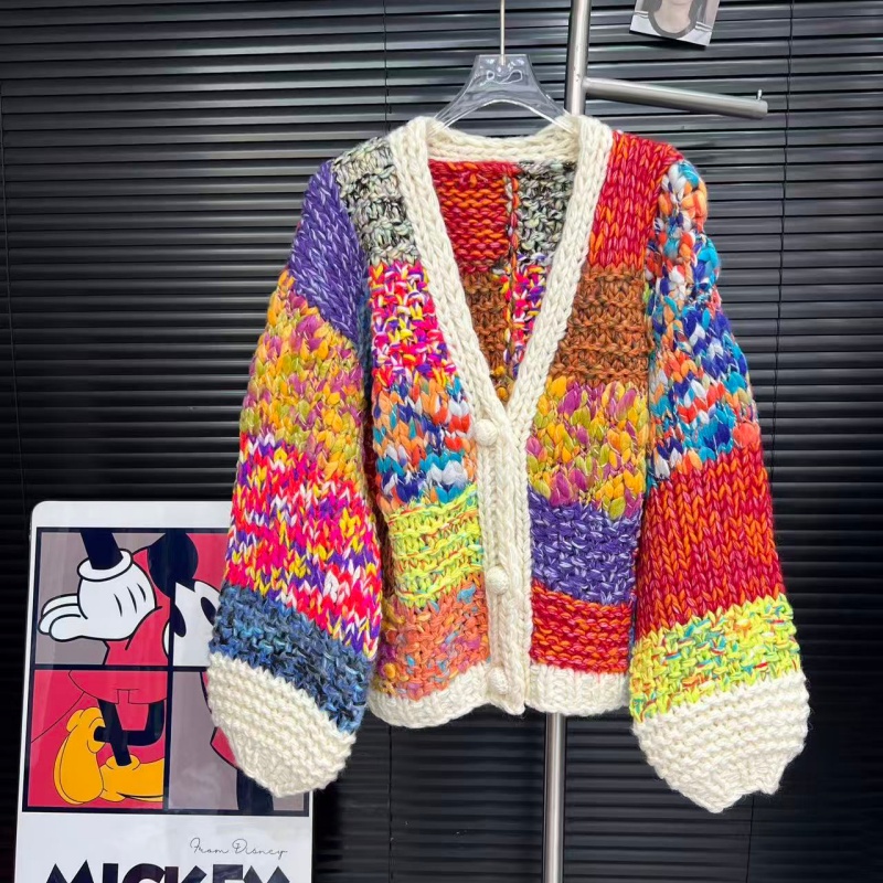 Knitted sweater women's button striped jacket college style round neck cotton cold jacket autumn slim fit short top knitted cardigan jacket